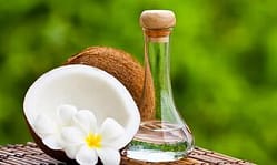 Virgin-Coconut-Oil in bottle